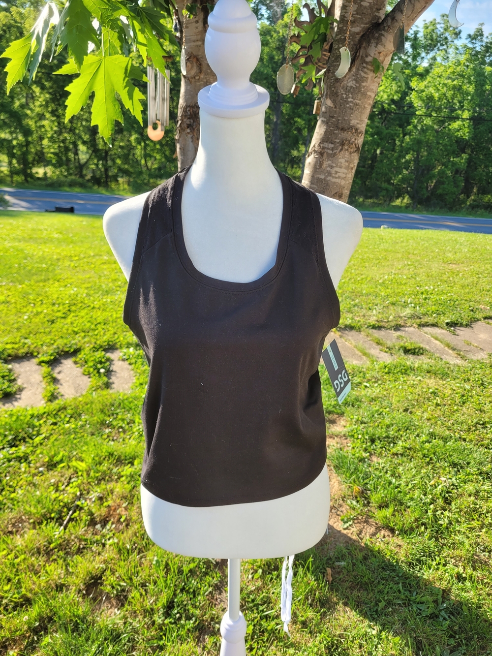 NWT DSG Women’s Medium Crop Performance Tank Top Black Moisture-Wicking